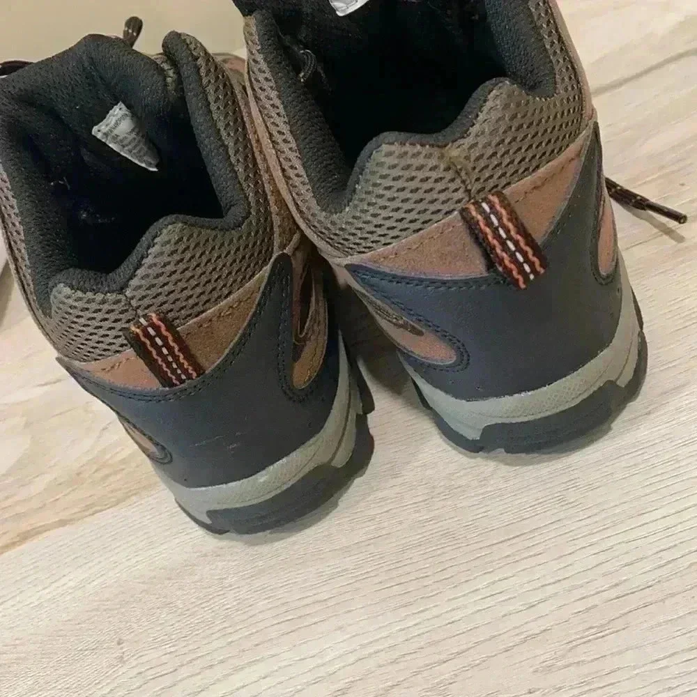 Wonder nation kids shoes